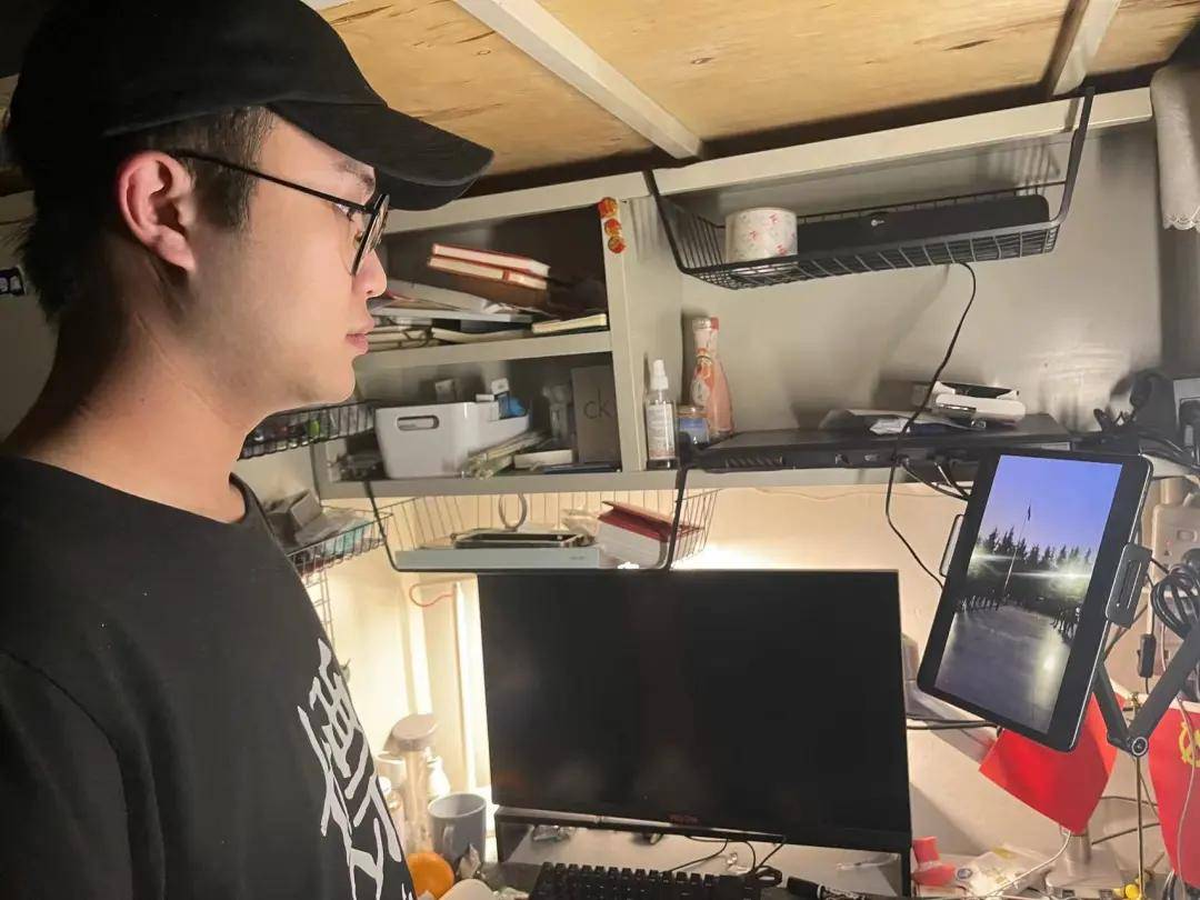 网络|青春有热血，战疫显担当丨西京学院举行升国旗仪式