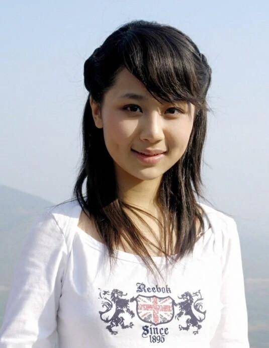 青春女星少女时期惊艳照：陈德容15岁张柏芝16岁徐若瑄18岁惊为天人
