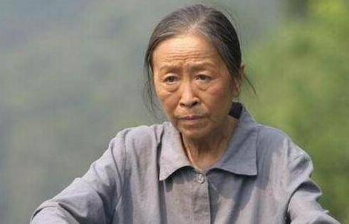 “丑娘”张少华，79岁仍住40平米小房子，今83岁近照惹人怜封面图