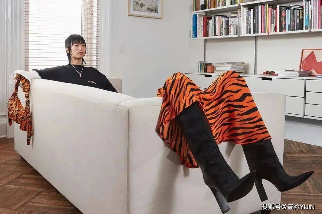 �ݳ�Ʒ����֮��Ļ����޶�PK,˭Ӯ��?