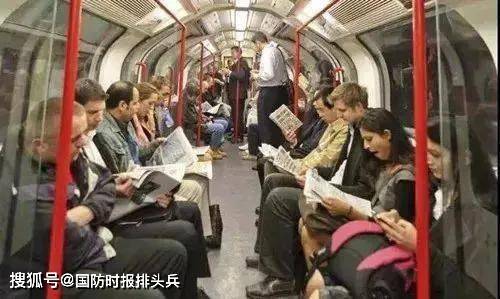 禁用中国5G设备后，英国被曝在华为内部安插情报人员，赵立坚“求解惑”