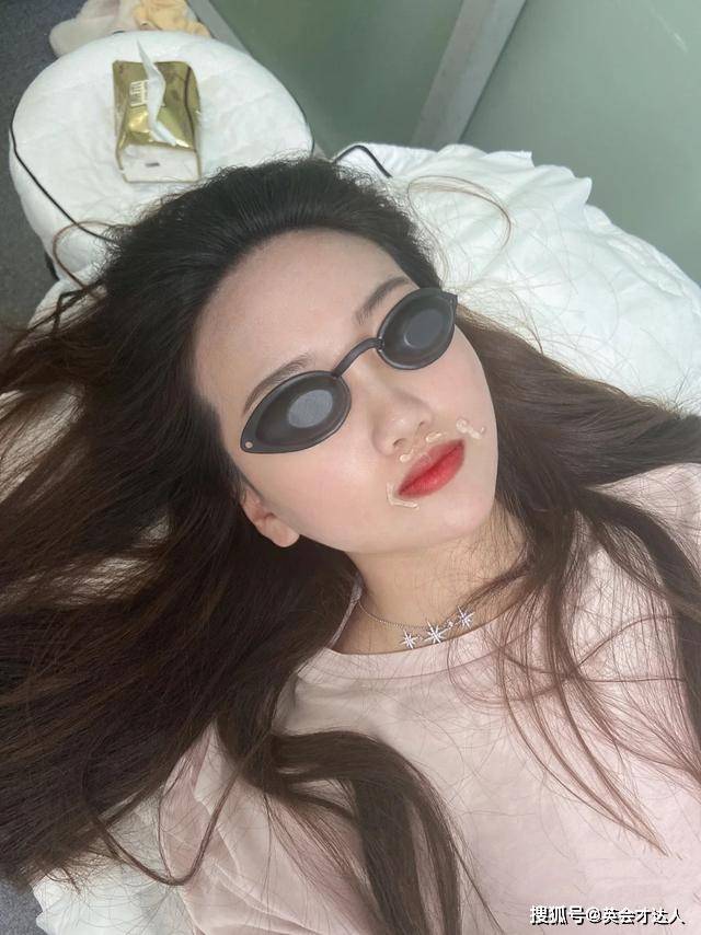 79a765a70055425ab6c171ac2568aaf9.jpeg