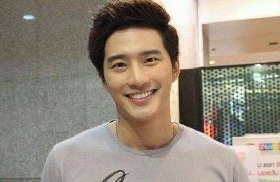 他是一名90后男星,婚后八个月剃度出家,如今女儿两岁了_徐志贤_混血儿