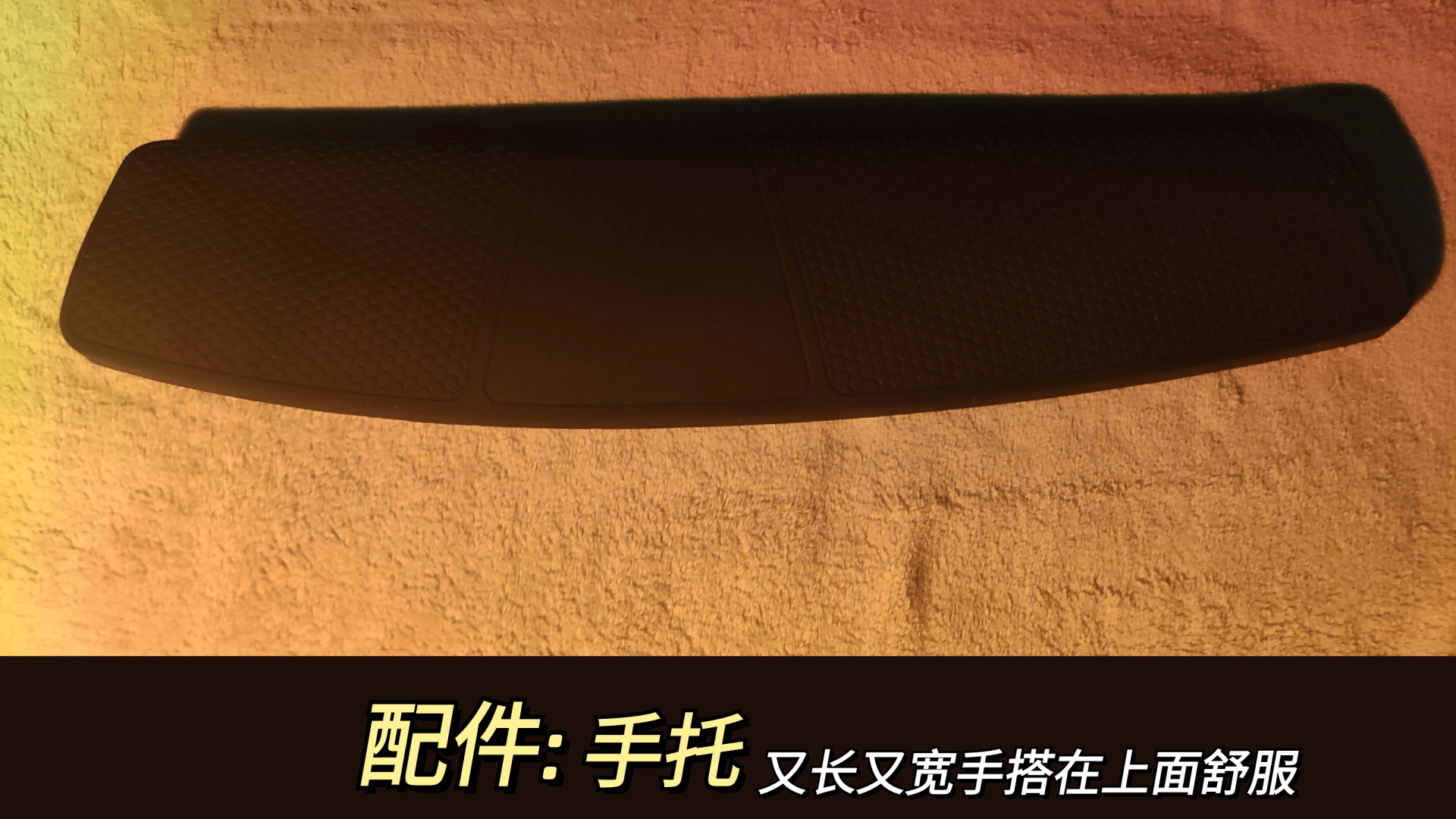 效果|长相布局奇特的X-Bows人体工学机械键盘吸引了我