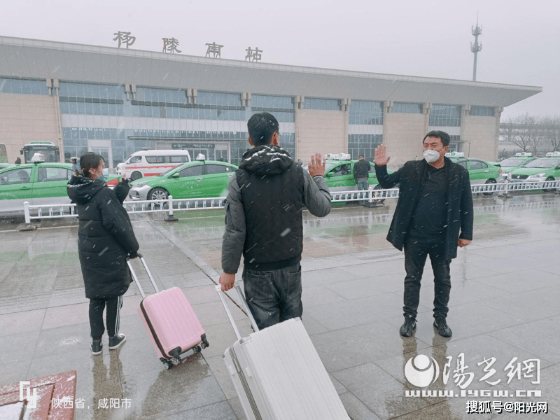 中国移动“心级服务”护航数千学子顺利返乡