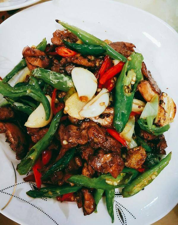 酱辣椒炒鸡肉的家常做法 59b2ca64207c4f5c944fafdb02321603.jpeg