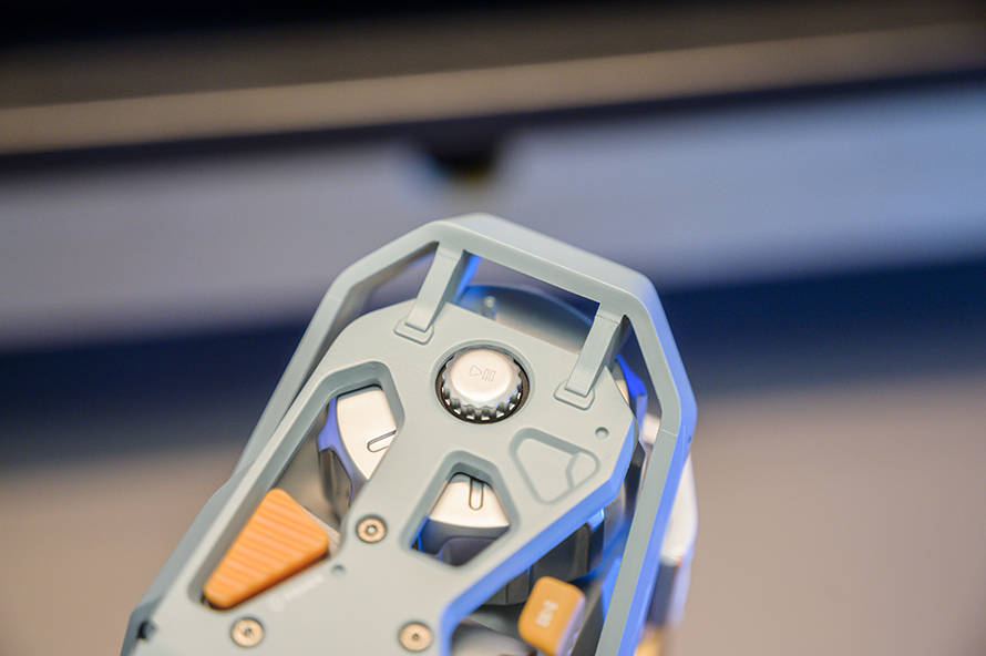 魅族白金独角兽赛博音箱评测：颜值出众 音质优秀