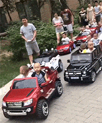 ��ЦGIFȤͼ��Ů��ŭԻ�������ڵ°ɣ����ǼҼ�����