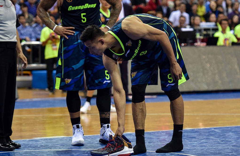 原创耐克李宁cba三方博弈郭艾伦走易建联老路姚明又面临考验