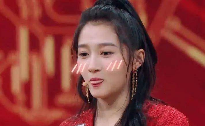 家族|不到30岁就提前迎来“中年危机”的关晓彤，能靠综艺口碑翻盘吗？