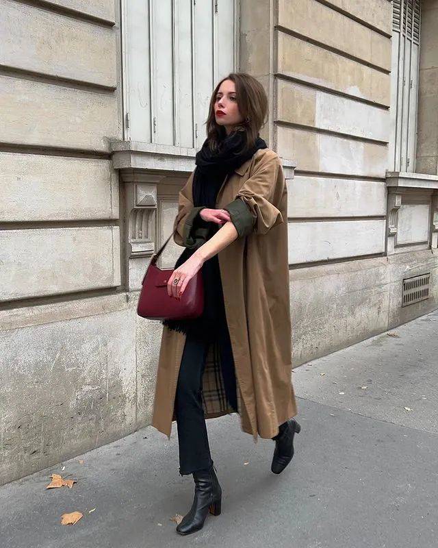 棕色 Solene Lara用穿搭表现出内敛的法式诱惑|博主推荐