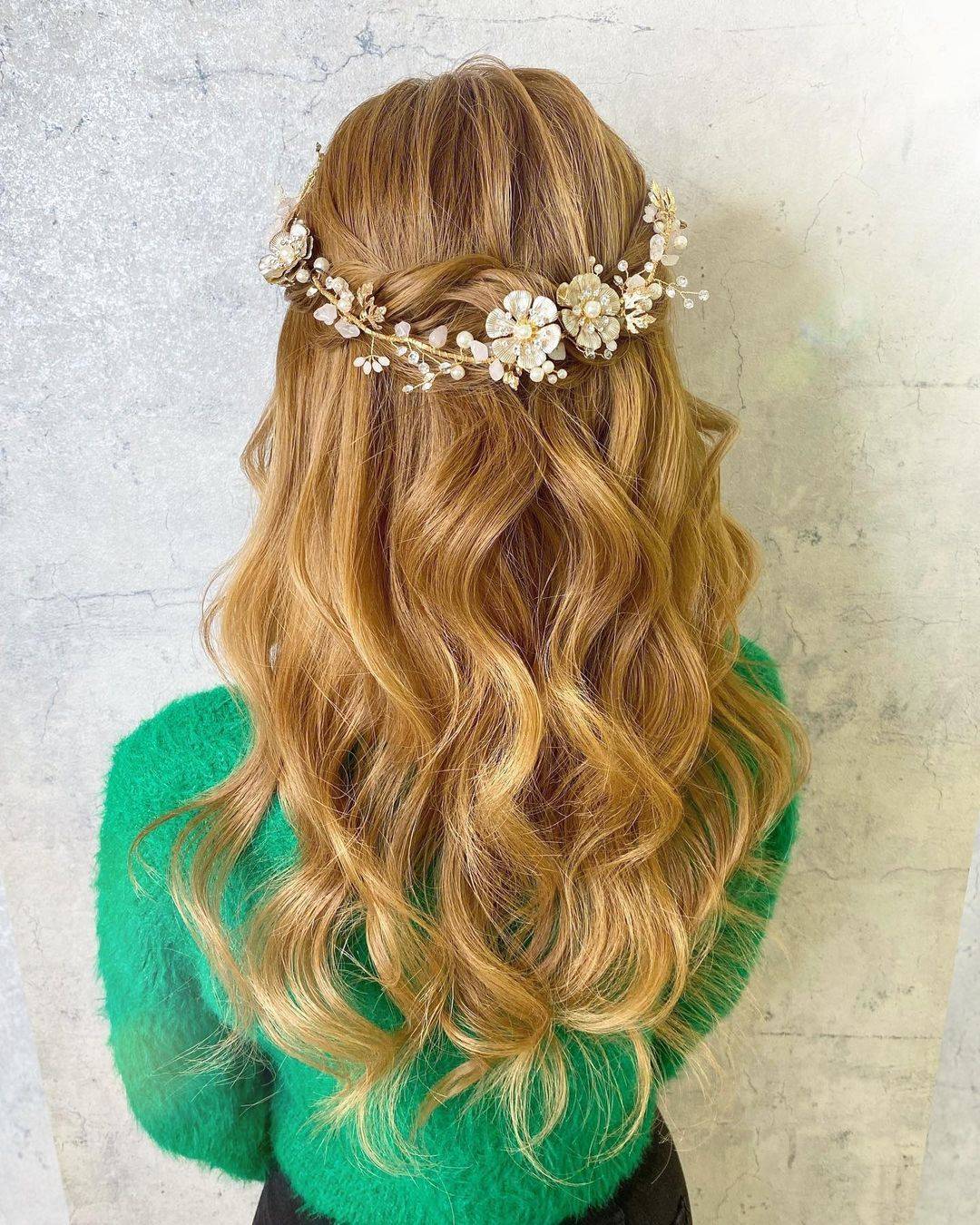 发型烫烫染染剪剪真时髦,过春节发型推荐,做完大变样