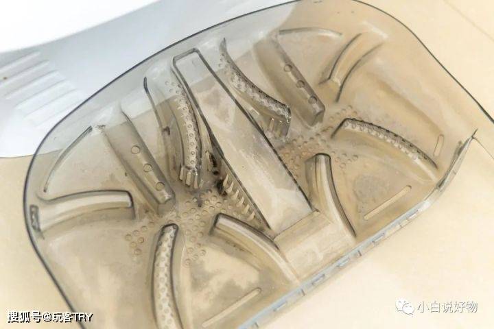 机器人|云鲸J2使用几个月后的分享以及对免洗扫拖机器人的一些看法