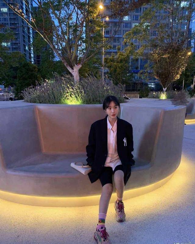 饮食 难怪李菲儿好身材,30天低脂饮食+运动,柯基臀漫画腰统统都有!