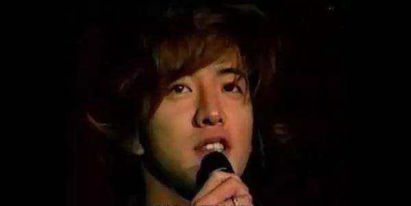 木村拓哉年轻时的综艺节目 85b341e5ccc54878ae2258c76cde790e.jpeg