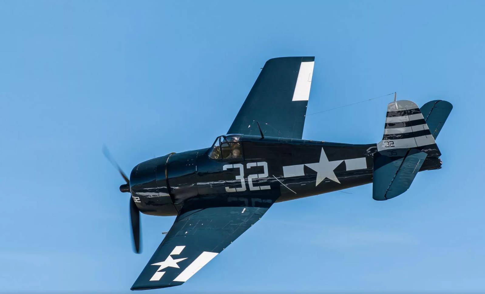 原创格鲁曼f8f战机因二战而生绰号熊猫