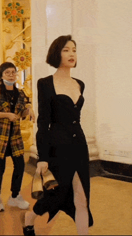 饱和度 春节穿什么|帮你挑好了这4款裙子,谁穿谁美~