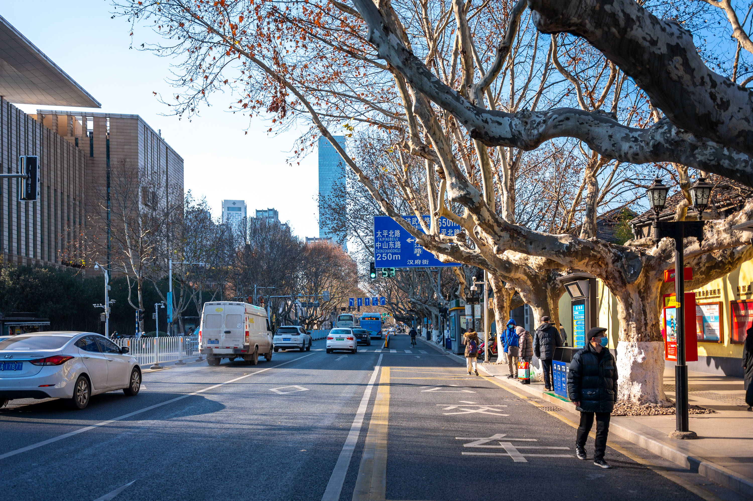 街区|“一条长江路，半部金陵史”！漫步长江路，看遍南京1800年的历史