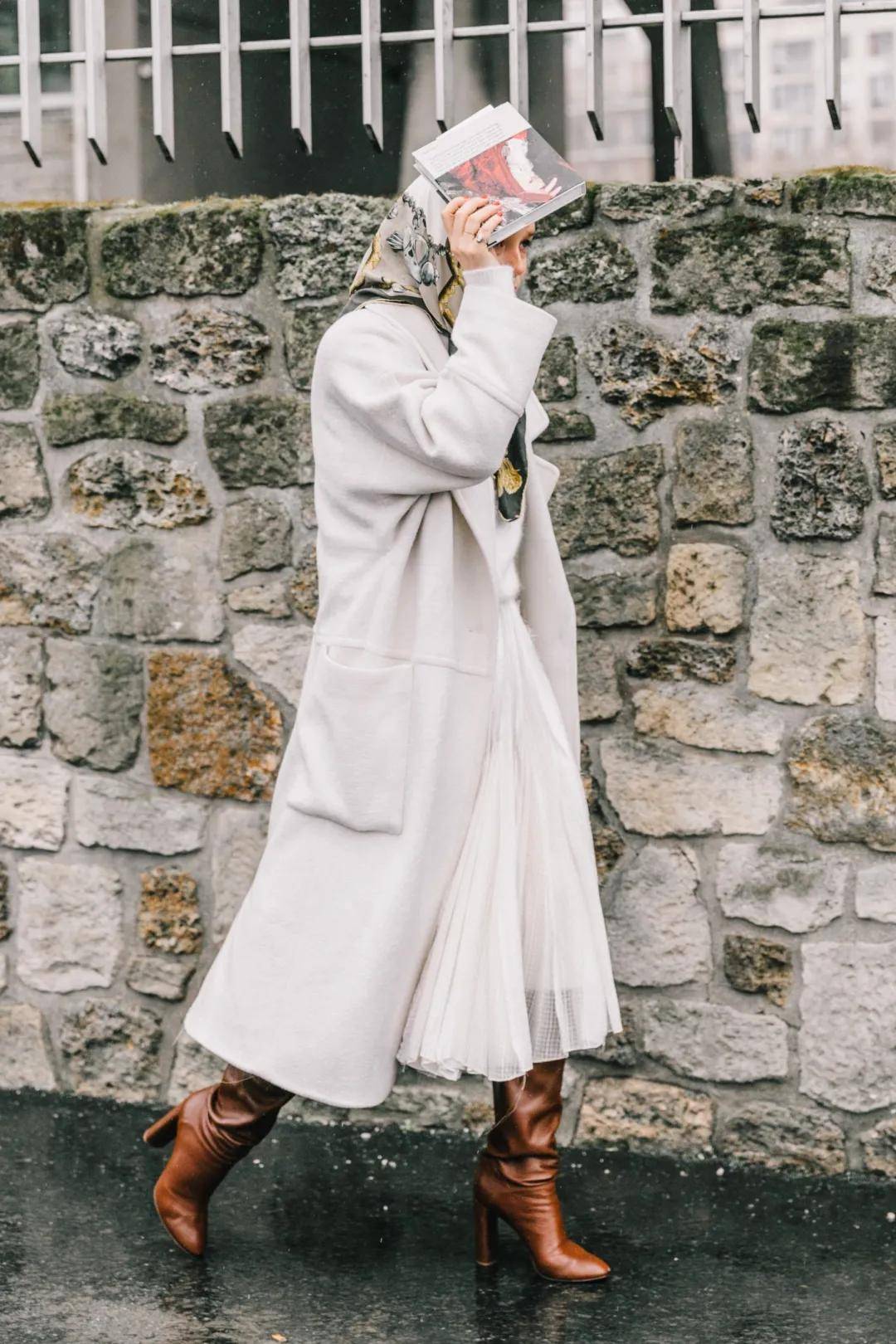 饱和度 春节穿什么|帮你挑好了这4款裙子,谁穿谁美~