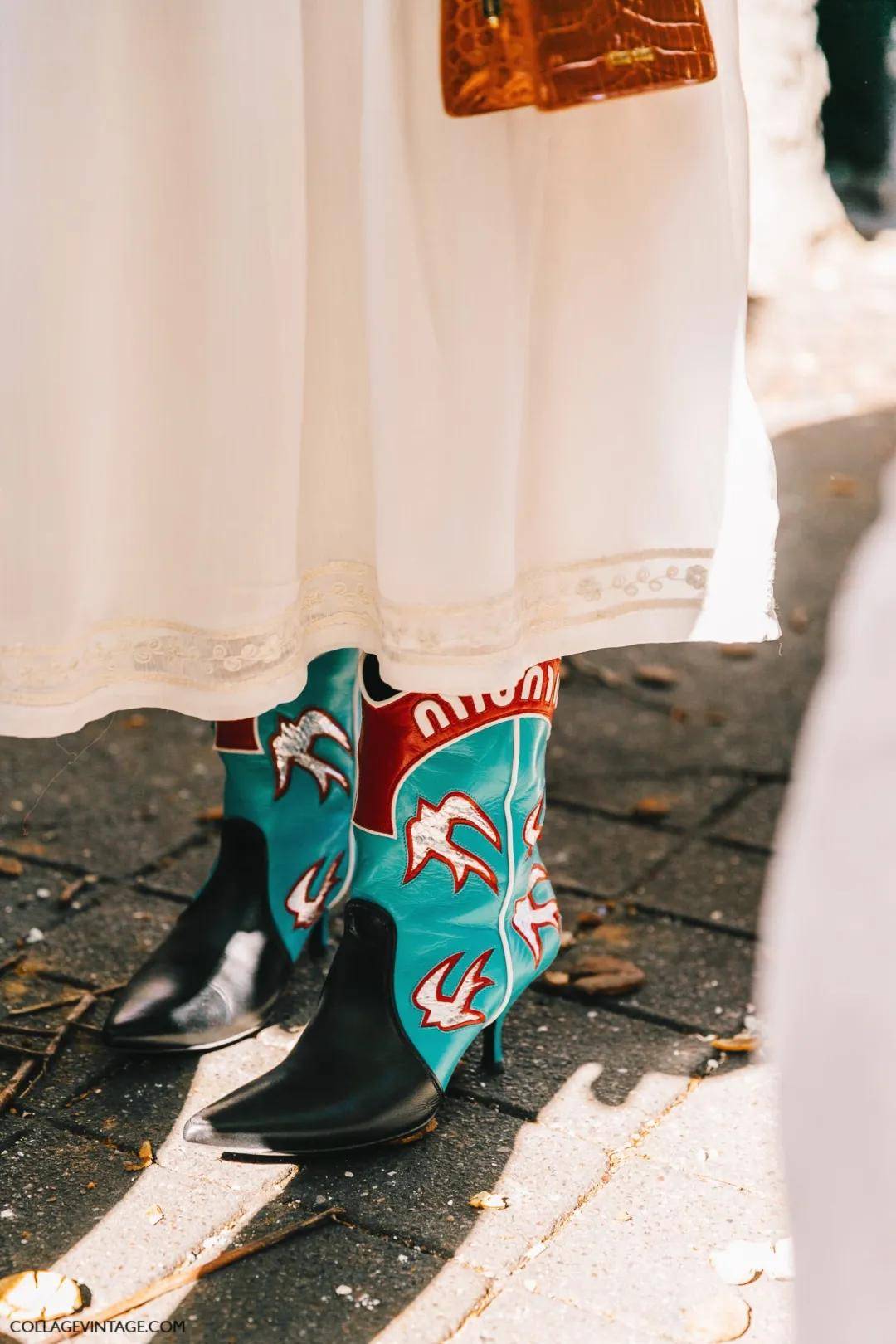 饱和度 春节穿什么|帮你挑好了这4款裙子,谁穿谁美~