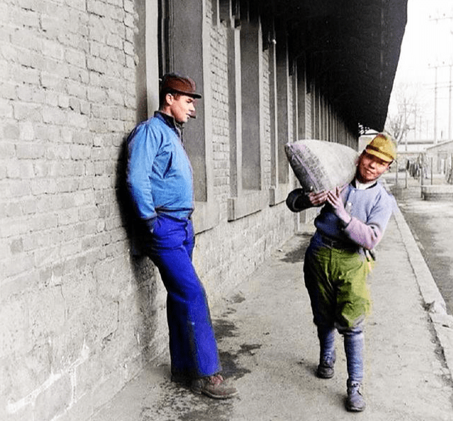 南京的日本兵干活磨洋工,上海的鬼子被摄影师瞎折腾_兴中门_战俘_中国