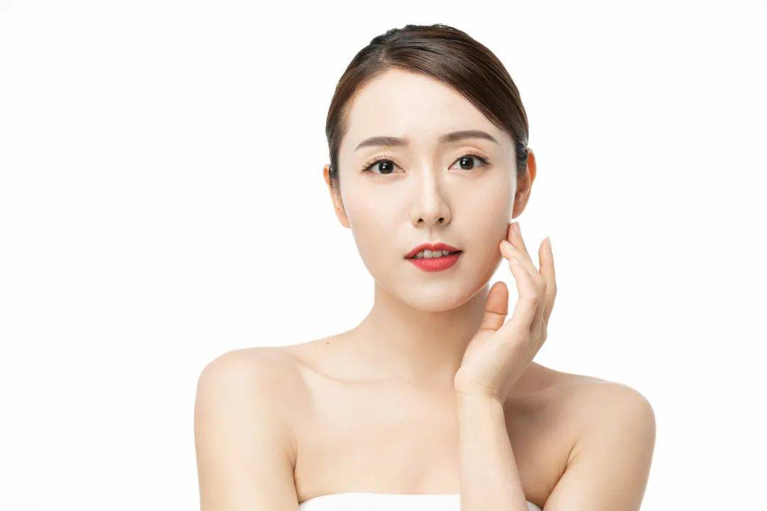 睡眠兰亭护肤张颖儿老师：春节临近，送你一份护肤养生指南