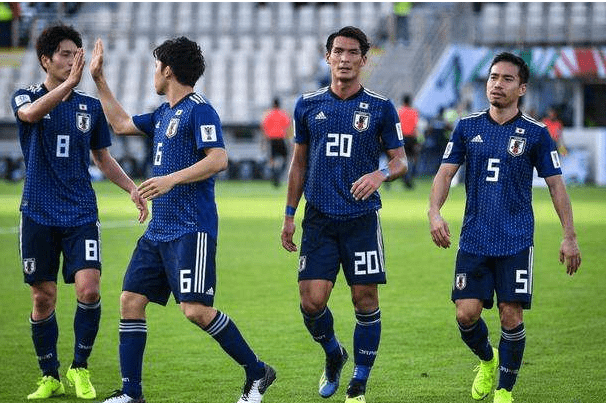 卡塔尔世界杯中国日本谁赢了，卡塔尔世界杯中国对日本比分？