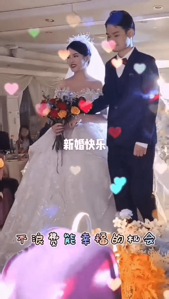 「富士康工人」張全蛋被曝結婚，新娘顏值高，兩人愛情長跑多年 娛樂 第3張