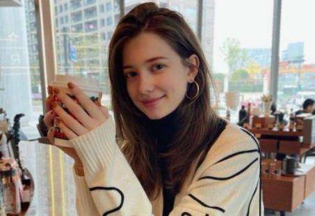 颜值爆表让人神魂颠倒,"可惜"已经结婚_秦妃_运动_校花