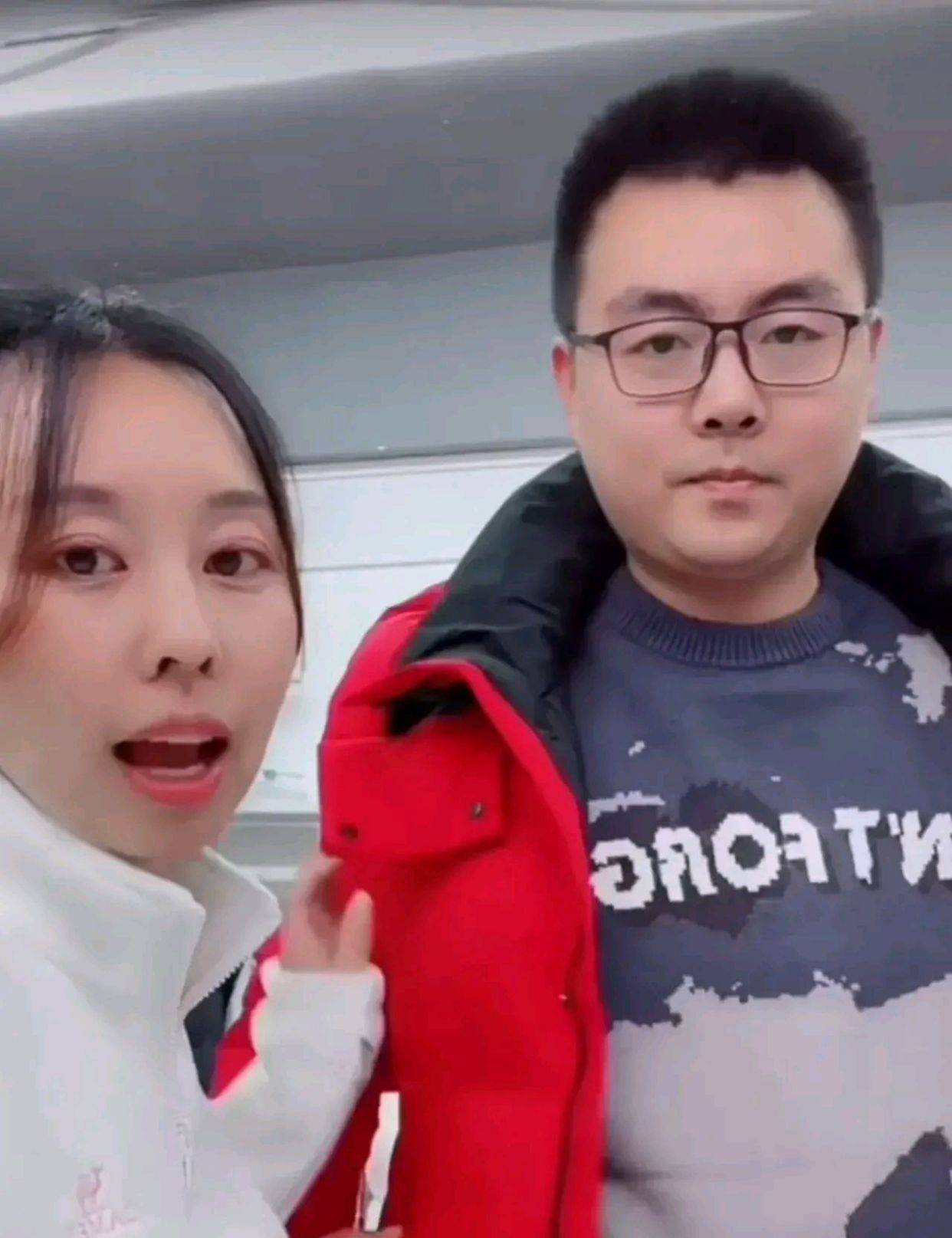 原创杜新枝退居幕后猫妈45深扒姚威身份证田静回应没有两个身份证