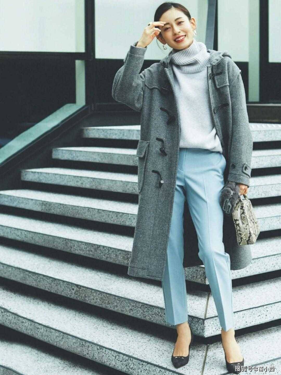 显得 开春的“阿姨辈”优雅风搭配示范，50岁也能轻松hold住，太高级了