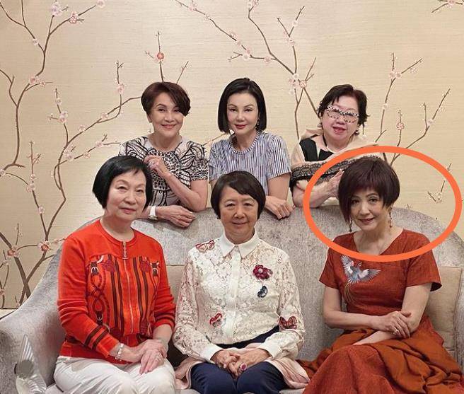 谢玲玲年轻图 6ea08d00d2f64c7dae4558927937cd61.jpeg