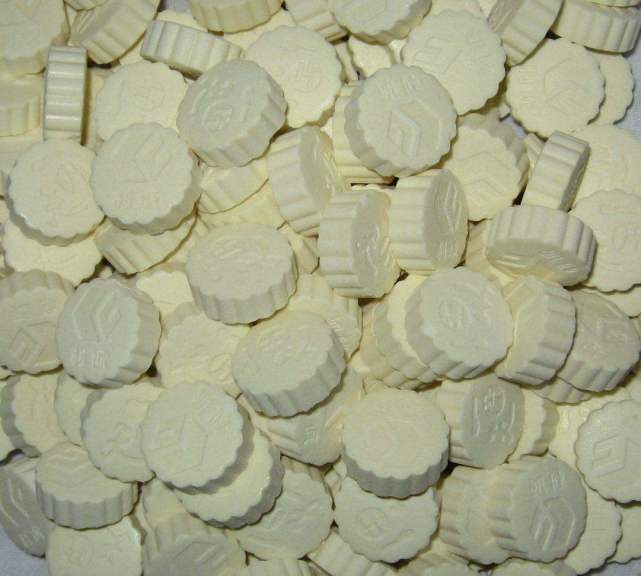 小时候|14种童年“小卖部”零食，有的“已停产”，看一眼戳中“泪点”