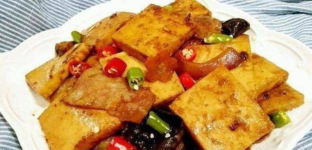 如何炒茄子豆腐 d3c15d78c41f4523b74c40f396db292b.jpeg