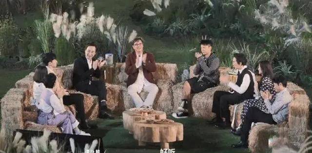 新歌|谢娜自爆二胎产后抑郁，何炅暖心安慰，责任感战胜脆弱！