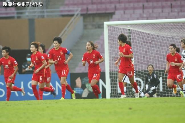 亚洲杯|女足5大夺冠功勋：20岁小花 超级门神 中国队长 留洋神锋 神奇主帅