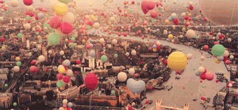 为什么要禁放氦气球？看140万个氦气球带来的灾难，你就明白