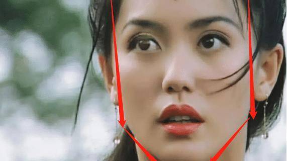 美人被网友集体大喊美过高圆圆，退出多年还能在49岁美出圈！