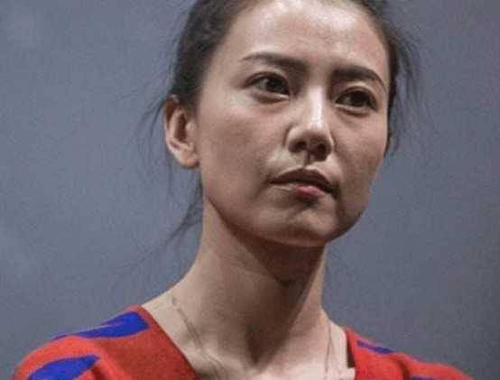 女神看了明星的素颜照后, 才发现原来卸妆的他们跟路人也没什么区别