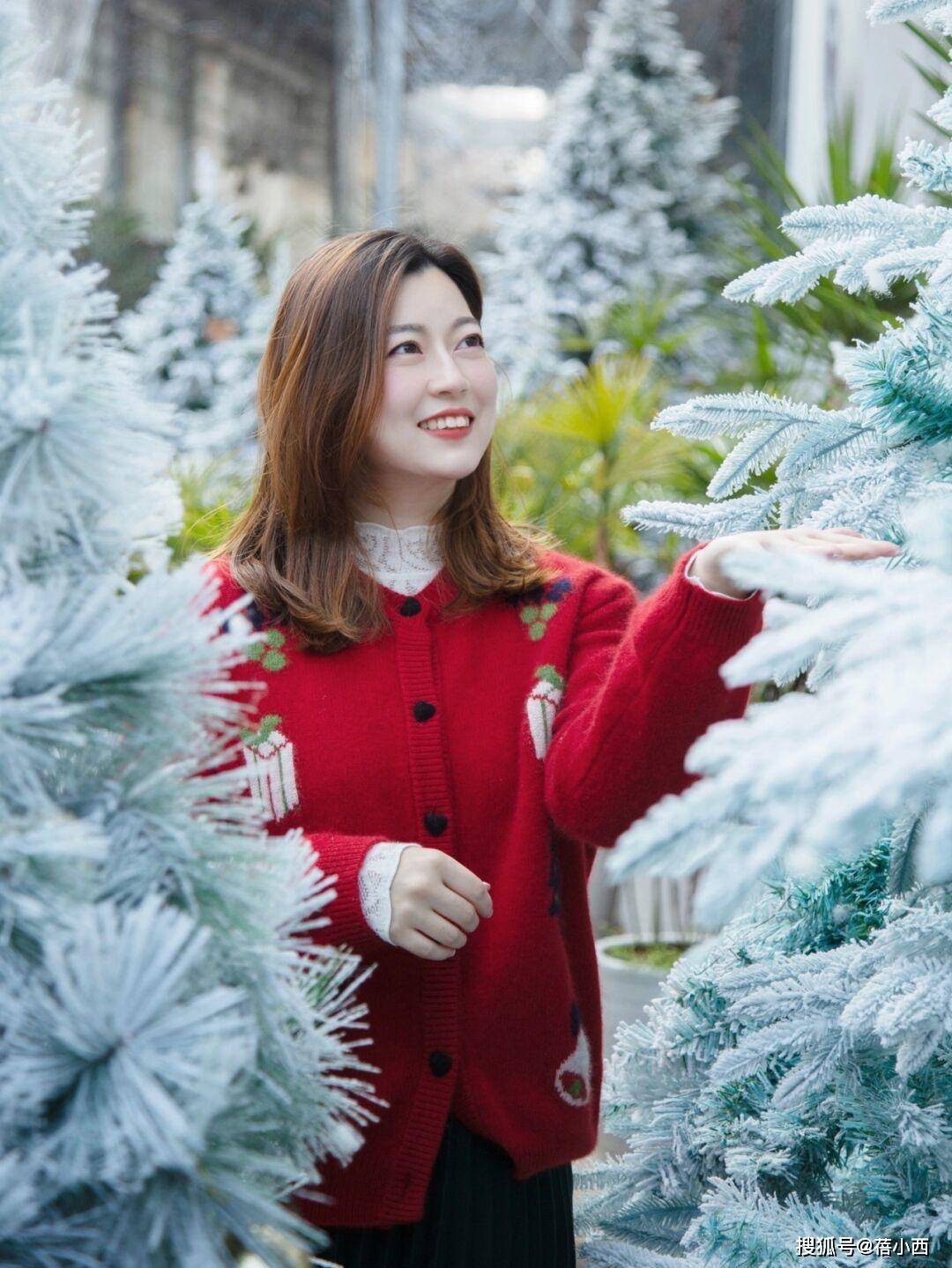 驼色 春季赶时髦就穿“针织开衫”，优雅又实用，配牛仔裤半身裙都好看