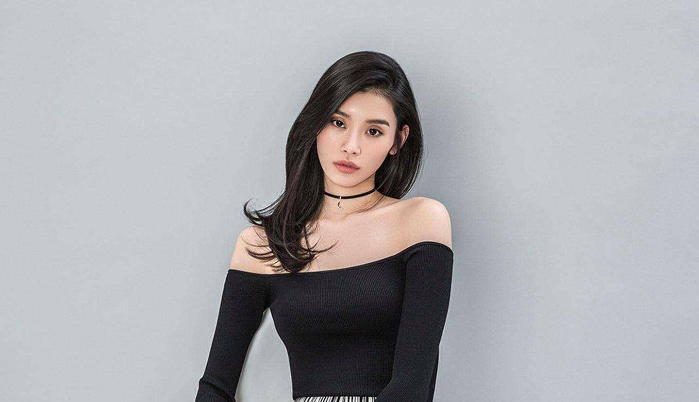 高叉 奚梦瑶了解下？陈志朋穿高叉衣配恨天高，小肚腩明显仍气场全开