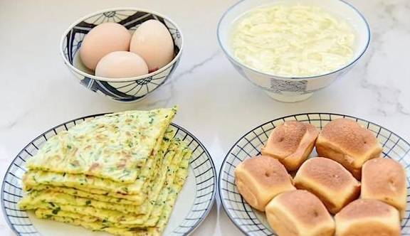 网友|放假了，孩子早餐一周都不重样，天天变着花样吃，网友：亲妈