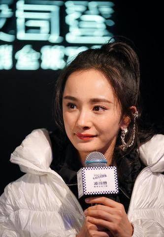 发型没有了“铁刘海”，这五位女明星还是你心目中的女神吗？