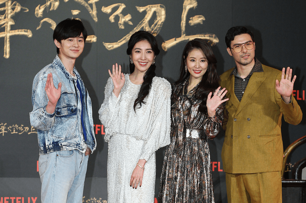 长度 感觉林心如把自己打扮得老了，衣服显黑妆容显老，看着不怎么精致