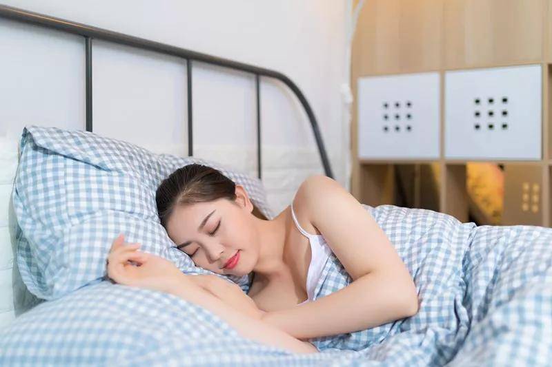 为什么睡觉的时候手会痛 9863669a02aa432fb9e1d524ed5bff35.jpeg