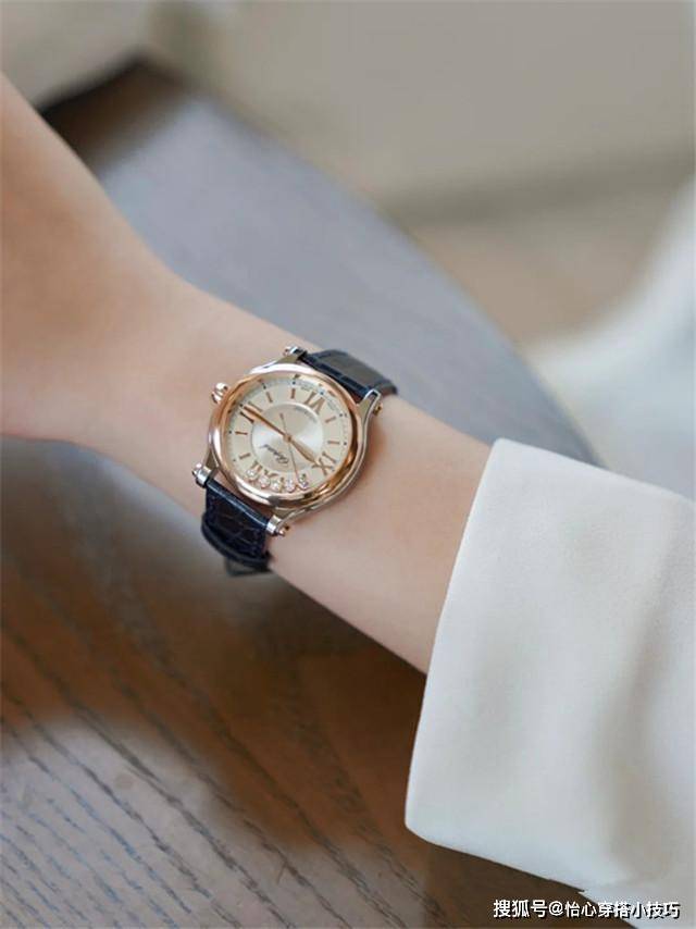 垫肩 “衬衫+五分裤”才是初夏该有的打扮,清凉舒适又洋气,美翻了!