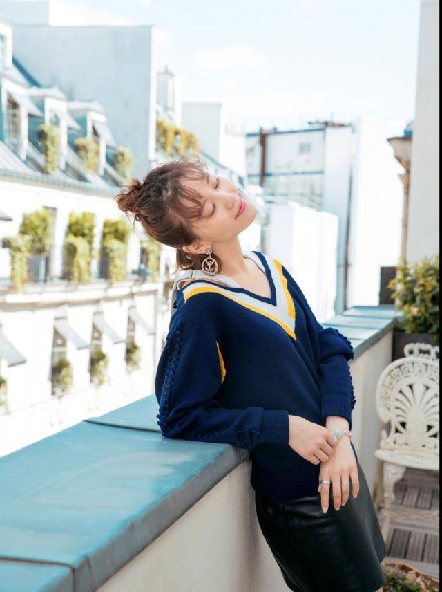 发型刘诗诗为什么又“火”了,只因怀孕后剪掉十年长发,瞬间年轻10岁