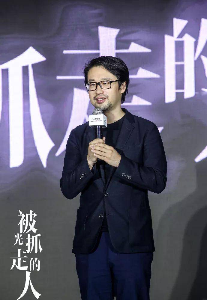 大象|这个新人导演有多神，吸引黄渤、王珞丹、谭卓3大戏骨参演他的处女作？