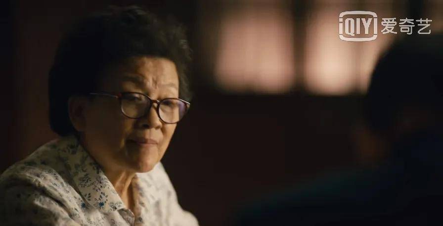 因为|《人世间》两个讨人嫌的人，开始“洗白”