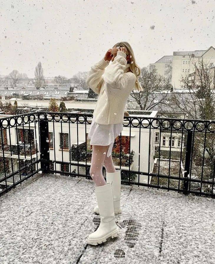 大嫂 下周穿什么 | 大嫂实力演绎，露腿的冬季穿搭都是耍流氓